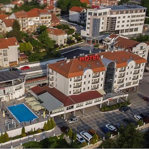Hotel Tami Residence